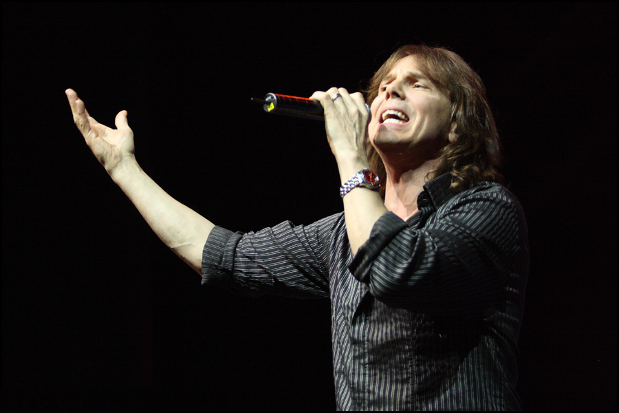 joey_tempest_by_enrico_dal_boni